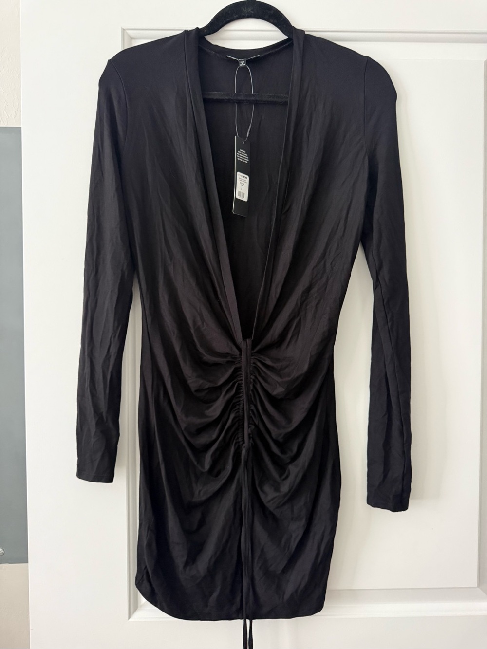 NWT Fashion Nova Plunging V-Neck Long Sleeve Black Mini Dress - Picture 3 of 5
